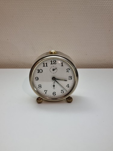 Ancien réveil mécanique - réveil, jaz